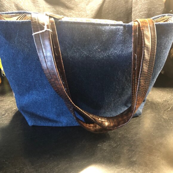 NWT Denim and Animal Print handmade bag by Marcia has a gold colored cat pendant - Picture 4 of 6